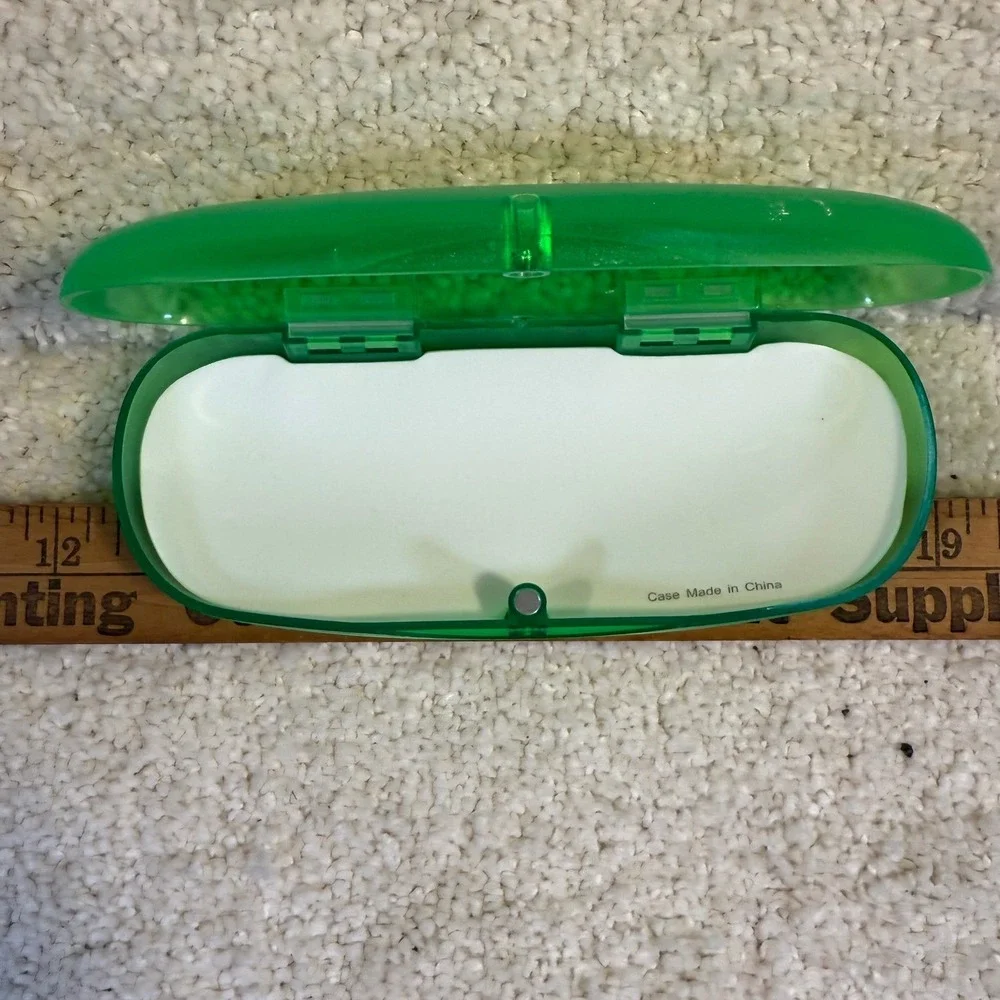 Occholini Kids Bright Green Hard‎ Shell Eyeglass Case Protective Carrying Pouch